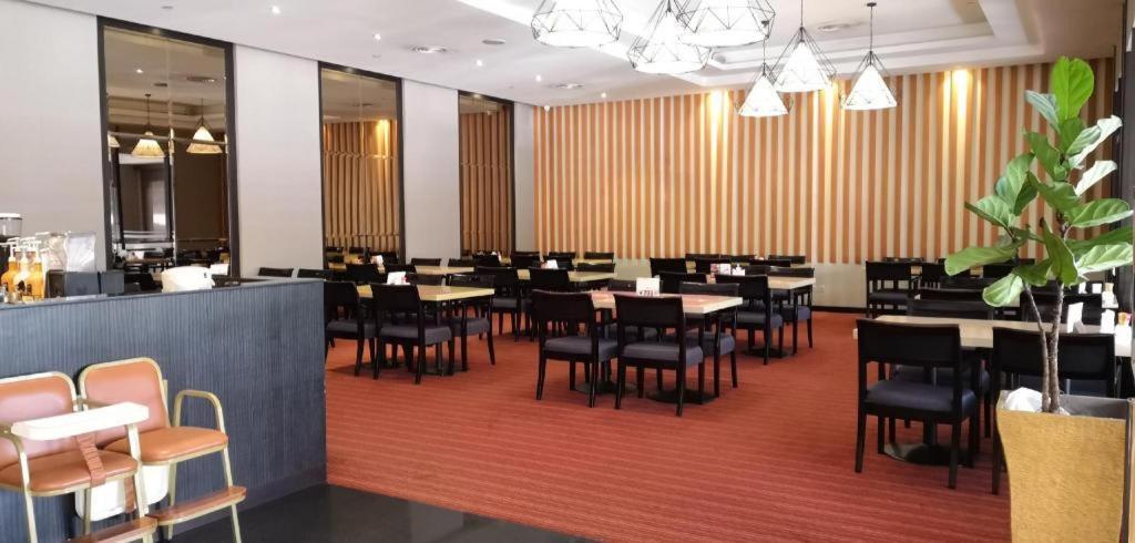 Tanahmas The Sibu Hotel Экстерьер фото