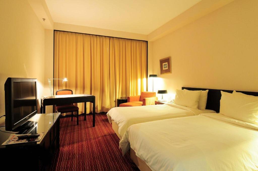 Tanahmas The Sibu Hotel Экстерьер фото