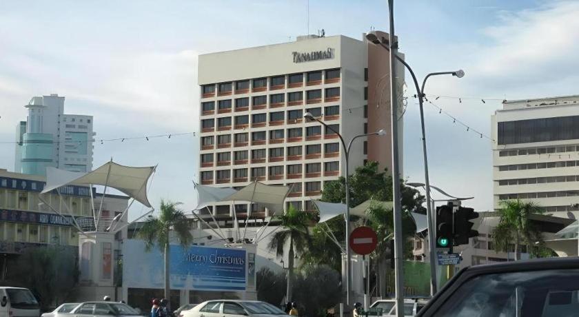 Tanahmas The Sibu Hotel Экстерьер фото