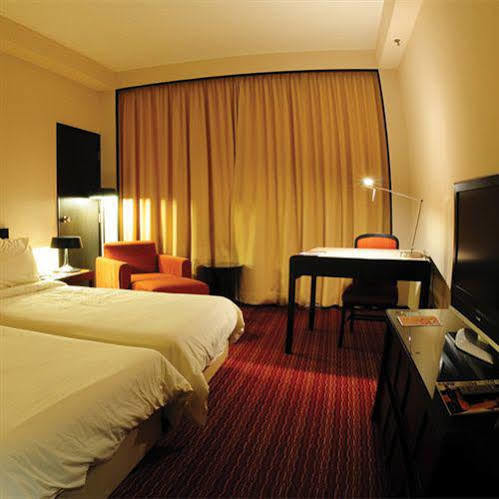 Tanahmas The Sibu Hotel Экстерьер фото